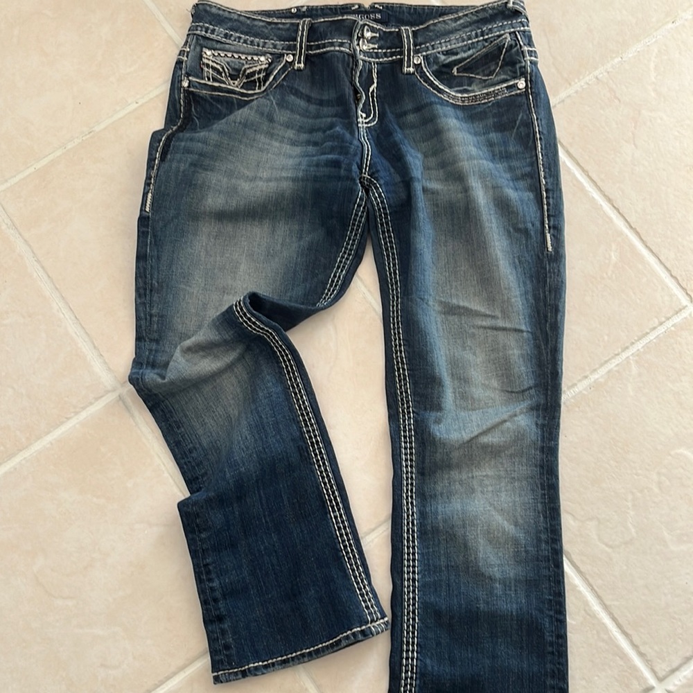 Vigoss vintage denim with crystal embellishments and large thread Size 9/10